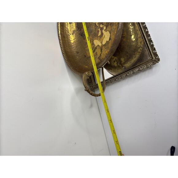 Vtg MCM Solid Brass Hammered Footed Center Bowl Decorative Bowl Double Handle - Picture 9 of 10